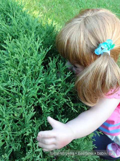 Урок ботаники для Маруси на даче в Подмосковье | Бэйбики Урок ботаники для Маруси на даче в Подмосковье