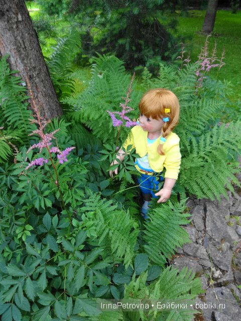 Урок ботаники для Маруси на даче в Подмосковье | Бэйбики Урок ботаники для Маруси на даче в Подмосковье