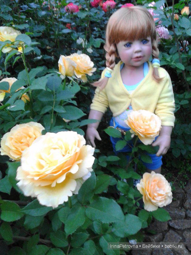 Урок ботаники для Маруси на даче в Подмосковье | Бэйбики Урок ботаники для Маруси на даче в Подмосковье