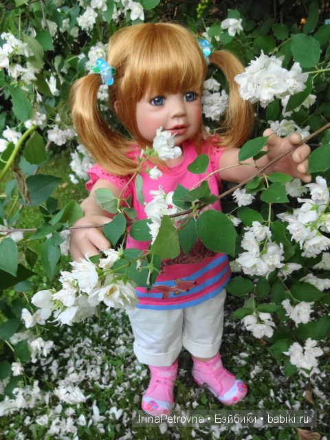 Урок ботаники для Маруси на даче в Подмосковье | Бэйбики Урок ботаники для Маруси на даче в Подмосковье