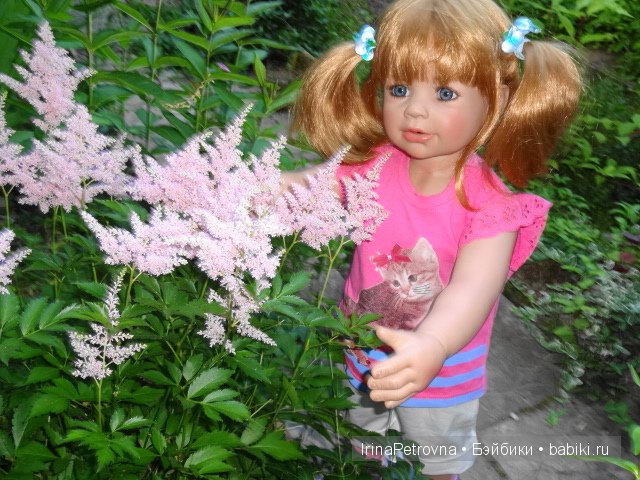 Урок ботаники для Маруси на даче в Подмосковье | Бэйбики Урок ботаники для Маруси на даче в Подмосковье