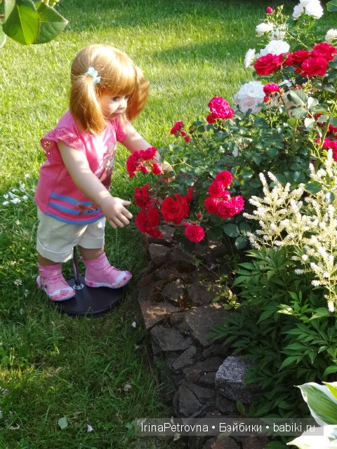 Урок ботаники для Маруси на даче в Подмосковье | Бэйбики Урок ботаники для Маруси на даче в Подмосковье