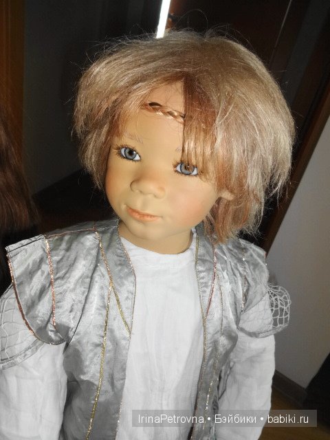 Мужское рукопожатие. Встреча мальчишек: Аскари - А.Химштедт и Доминик - М.Левениг