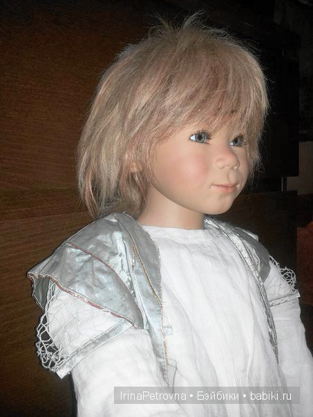 Мужское рукопожатие. Встреча мальчишек: Аскари - А.Химштедт и Доминик - М.Левениг