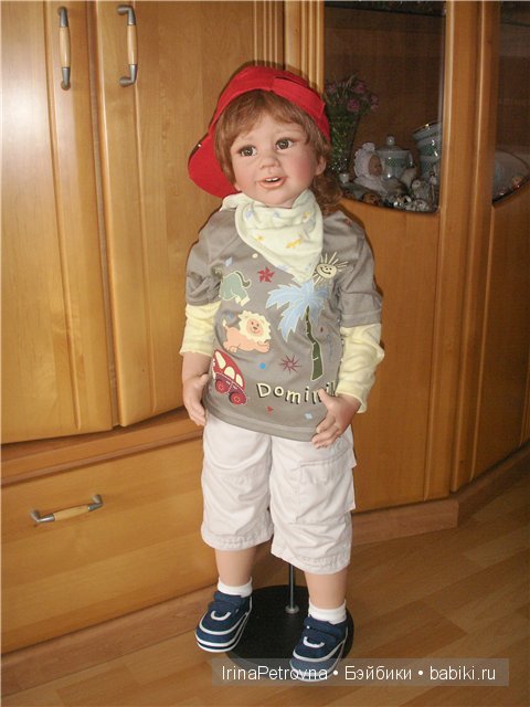 Мужское рукопожатие. Встреча мальчишек: Аскари - А.Химштедт и Доминик - М.Левениг (фото 2)