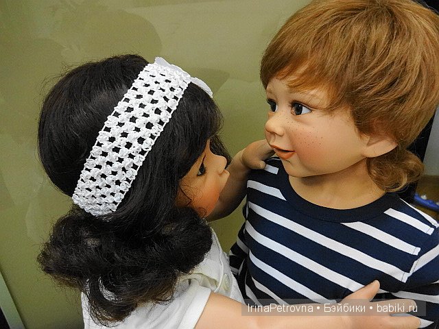 Мужское рукопожатие. Встреча мальчишек: Аскари - А.Химштедт и Доминик - М.Левениг