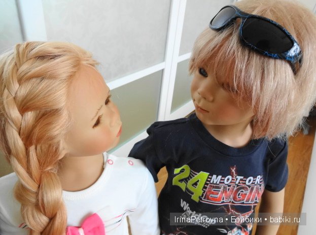 Мужское рукопожатие. Встреча мальчишек: Аскари - А.Химштедт и Доминик - М.Левениг