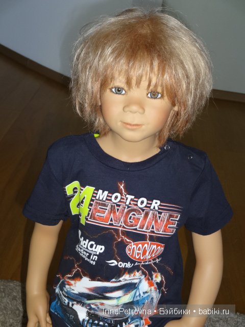 Мужское рукопожатие. Встреча мальчишек: Аскари - А.Химштедт и Доминик - М.Левениг