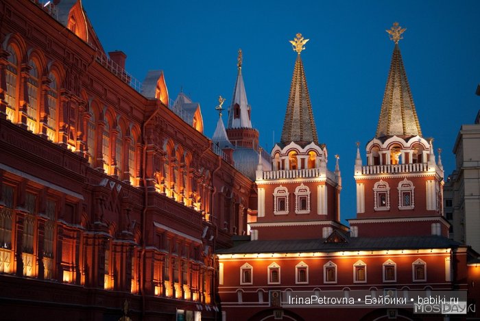 Москва глазами моих украинских гостей из Белой Церкви. Часть 3: Вечерняя Москва, украинские песни и немного про кукол (фото