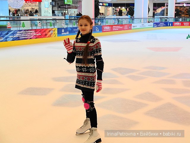 Москва глазами моих украинских гостей из Белой Церкви. Часть 3: Вечерняя Москва, украинские песни и немного про кукол