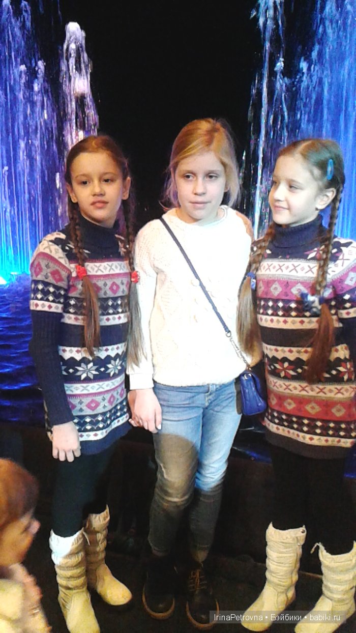 Москва глазами моих украинских гостей из Белой Церкви. Часть 3: Вечерняя Москва, украинские песни и немного про кукол