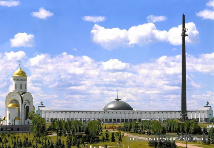 Москва глазами моих украинских гостей из Белой Церкви. Часть 3: Вечерняя Москва, украинские песни и немного про кукол