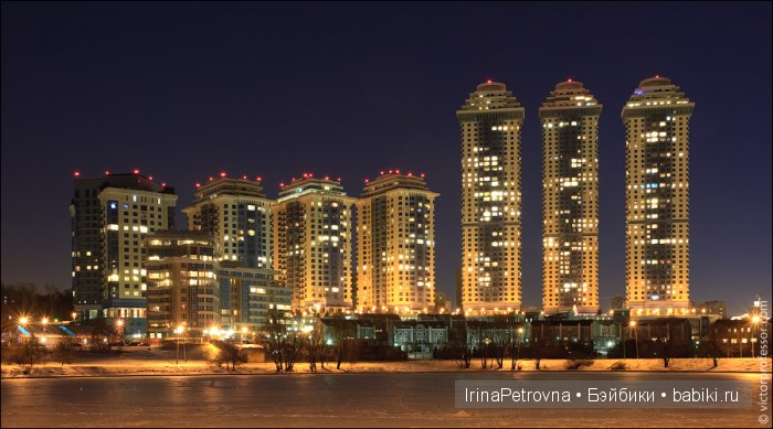 Москва глазами моих украинских гостей из Белой Церкви. Часть 3: Вечерняя Москва, украинские песни и немного про кукол