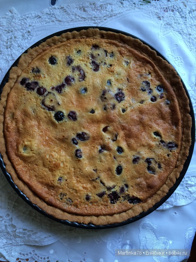 Вишневый пирог "Улыбка Барбарика" - рецепт с пошаговыми фото