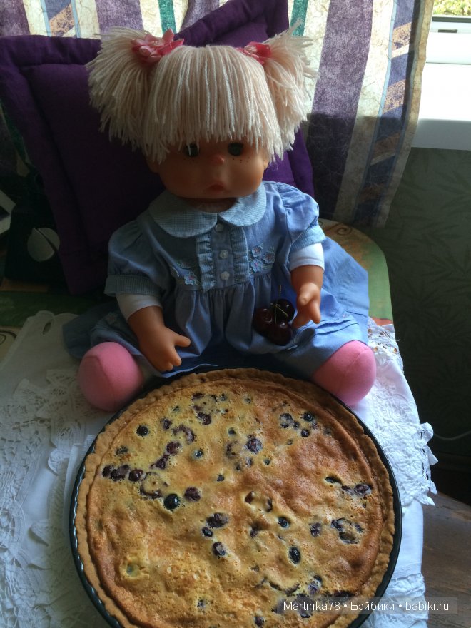 Вишневый пирог "Улыбка Барбарика" - рецепт с пошаговыми фото