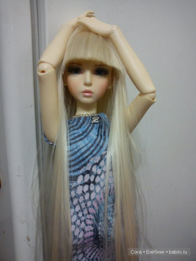 Высокая мода в одежде и прическах. Куклы БЖД