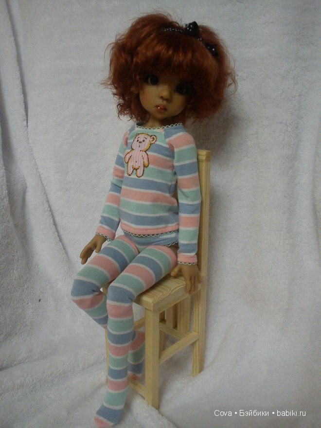 Полосатый рейс. Модель - Лайла Кайе Виггс