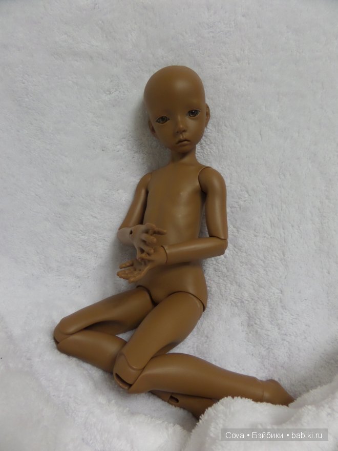 Таша-девочка с южным загаром