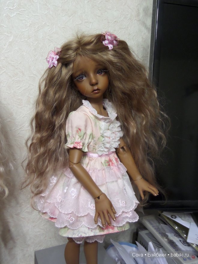 Таша-девочка с южным загаром