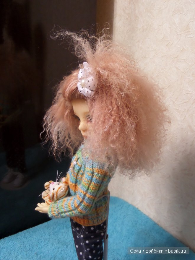 Новые смелые модели кукольных паричков - "в жизнь"