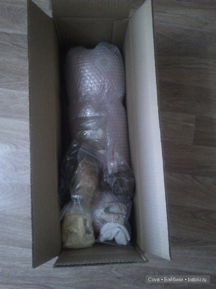 Отправляю домой Лилу, упаковка кукол