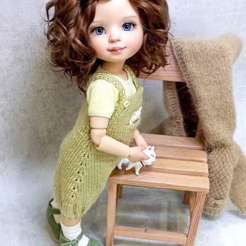 Тата, в осеннем образе.