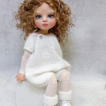 Другая Агата))