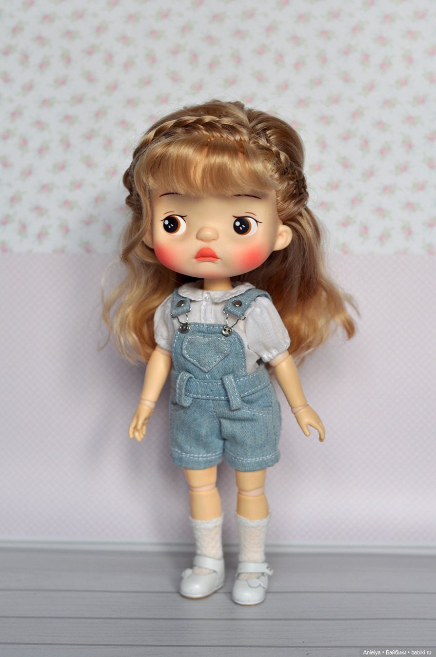 Луна - Холала Пипита на теле Монст