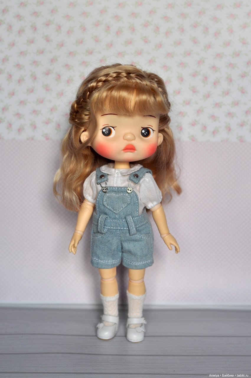 Луна - Холала Пипита на теле Монст