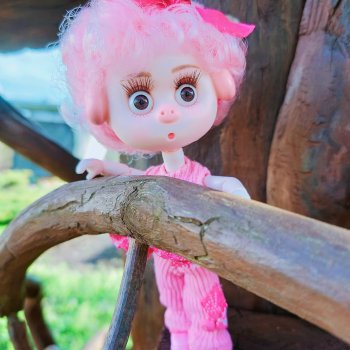 Для Нюши каждая прогулка - сплошное удивление 🙀