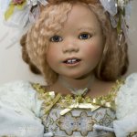 Сестрички Химстедт решили покрасоватся в небесно-голубых нарядах