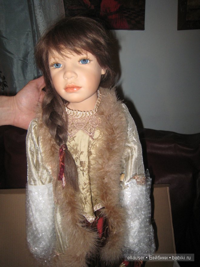 Zawieruszinski, Apolonia