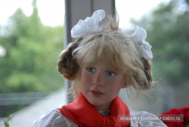 Лет бы сбросить мне, ребята тридцать-тридцать пять... Я бы стала пионером бы опять