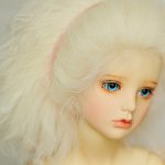 Вопрос о трессах из мохера, козочки белого цвета для кукольного парика