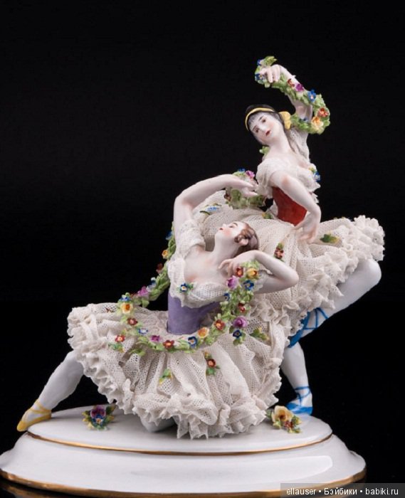Дрезденские «кружевницы»: В чём секрет фарфоровых статуэток, которые словно одеты в изящные наряды