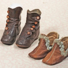 Как привести в порядок антикварные ботиночки?