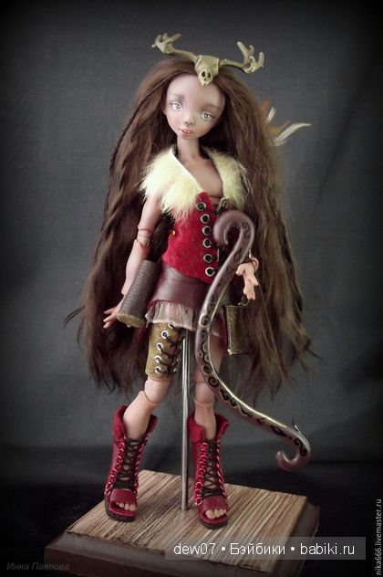 Марусенька тоже хочет быть модной девочкой