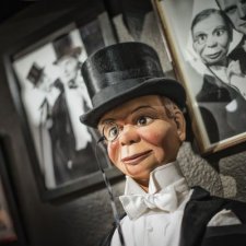 Чарли Маккарти - мой первый мужчина.