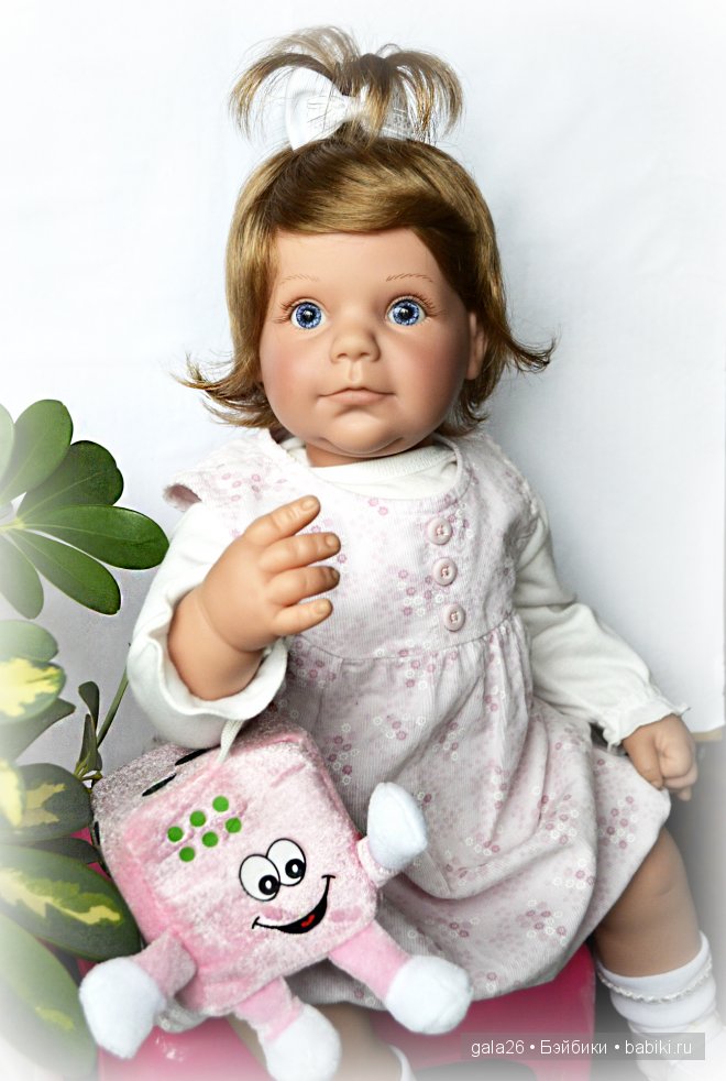 Я большая девочка Lee Middleton