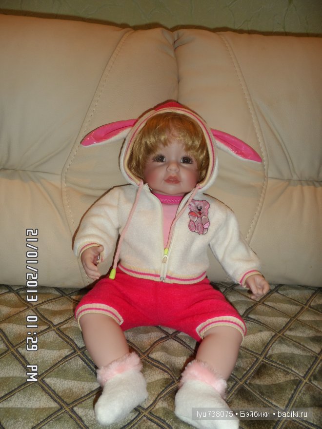 Машеньке одной очень скучно....