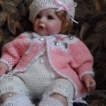 Новые наряды Саши и Маши.