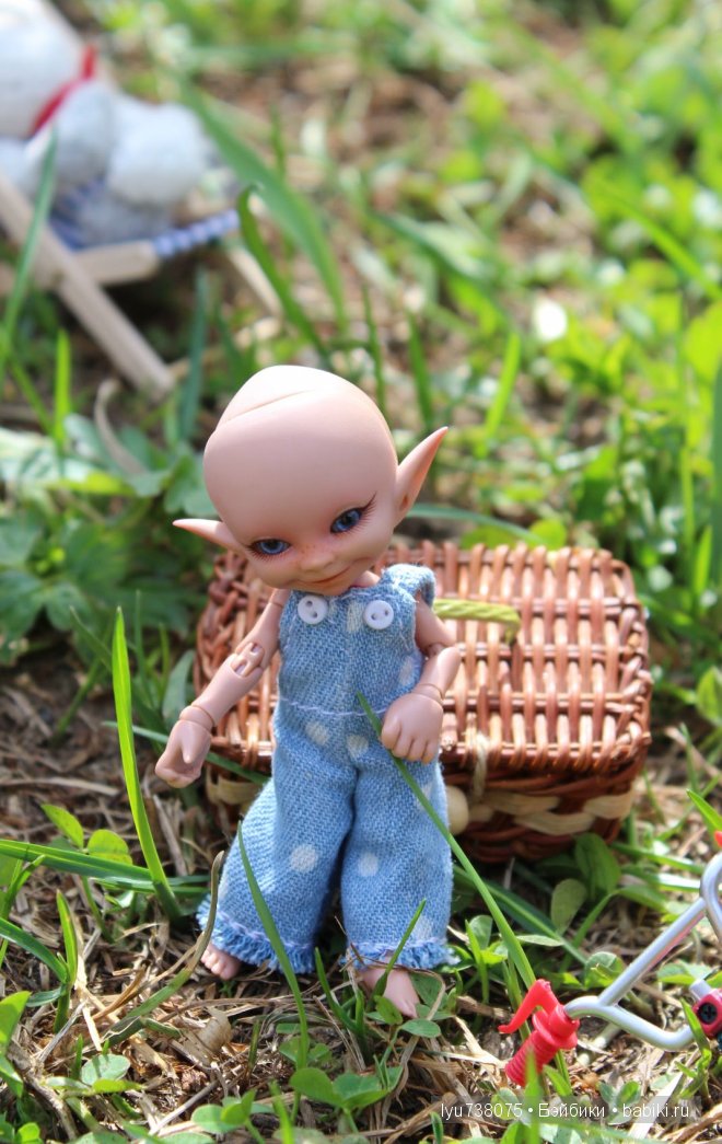 Наконец и к нам пришло лето. Малыши-реалики на природе