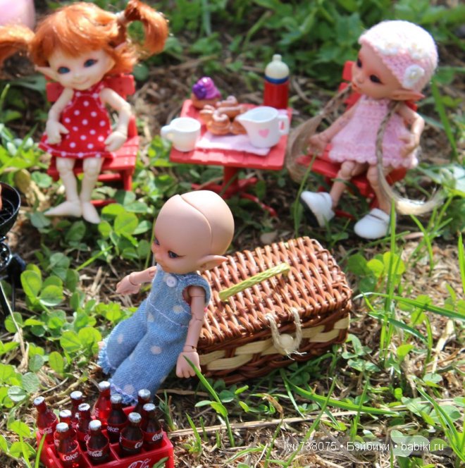 Наконец и к нам пришло лето. Малыши-реалики на природе