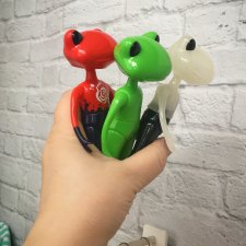 Лягушек много не бывает