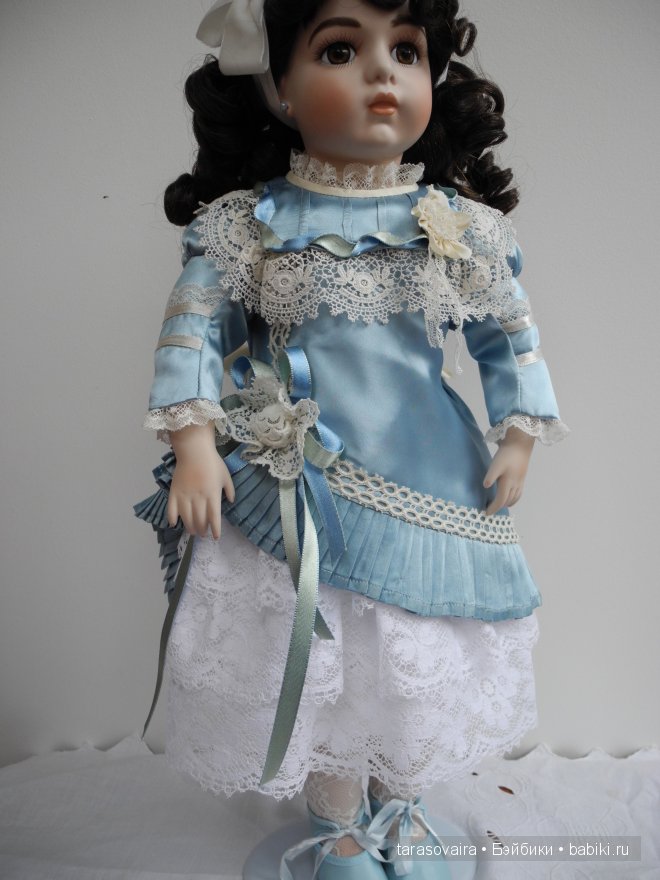 Новые платья для антикварных кукол и реплик