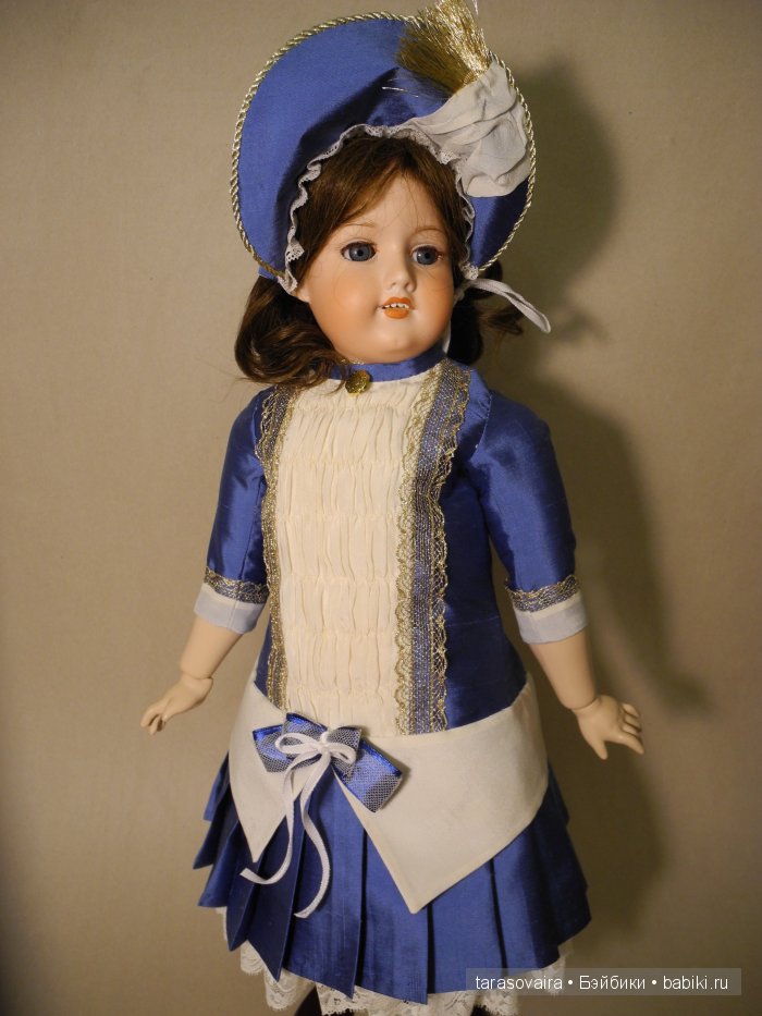 Кукольная мода.Платье с пластроном