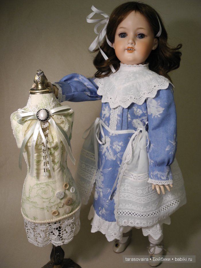 Два разных платья из одинаковой ткани (фото 6)