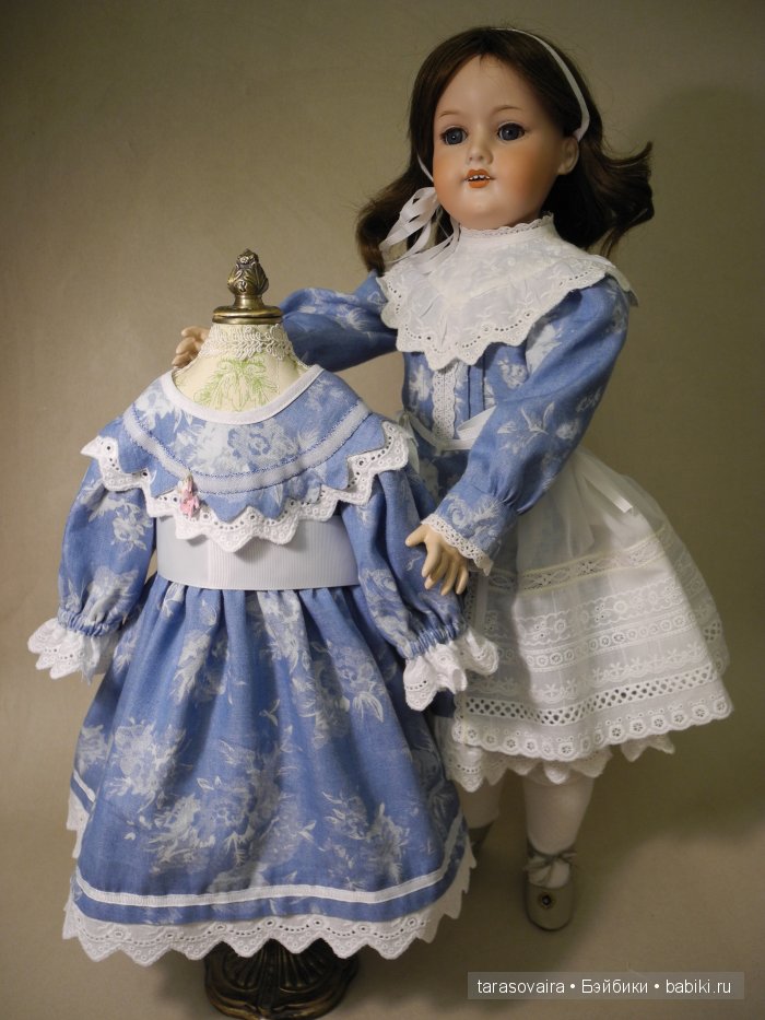 Два разных платья из одинаковой ткани