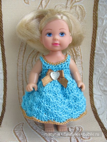 Одежка маленьким куколкам