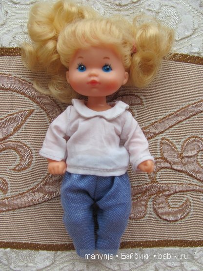 Одежка маленьким куколкам (фото 5)